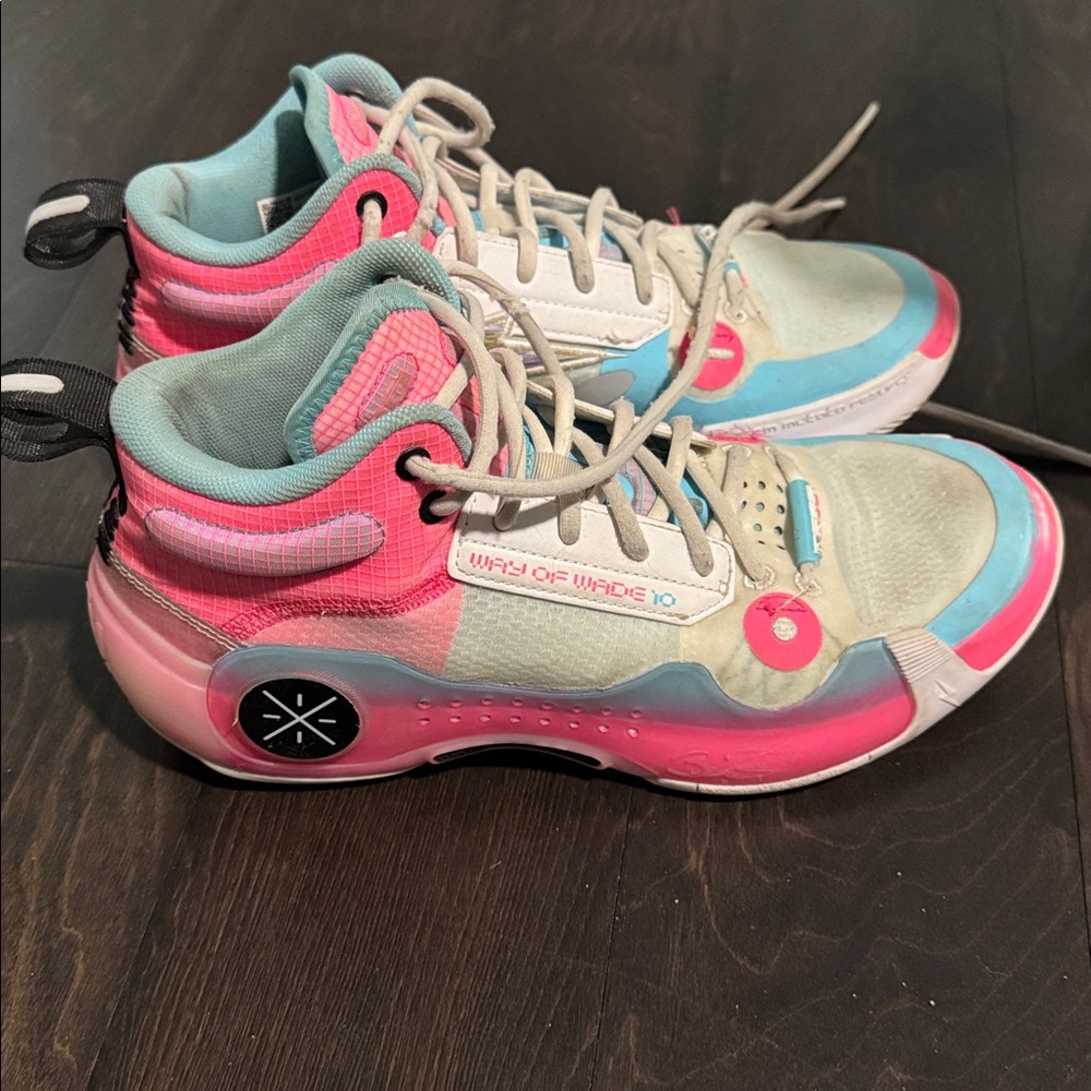 Way of Wade 10 Pink and Blue Athletic Shoes